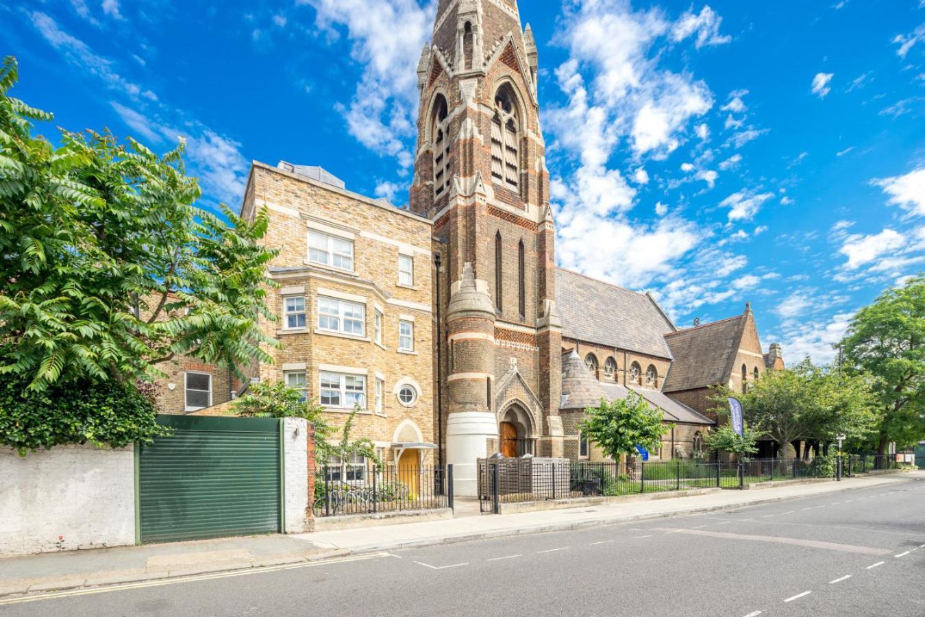 Appartamento Modern Luxury Apartment, Sleeps Five, Barons Court
